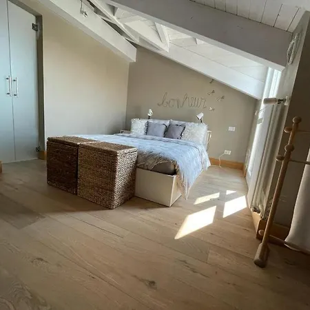 Charming Penthouse In *