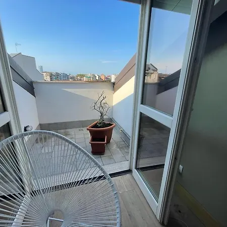 Charming Penthouse In Lejlighed Torino