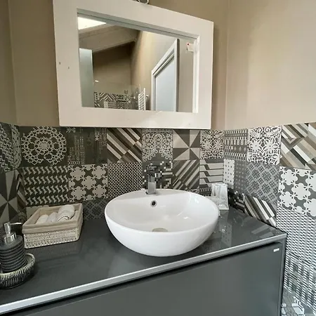 Charming Penthouse In Lejlighed Torino