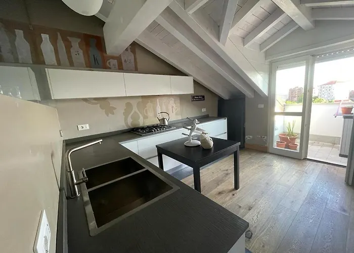 Charming Penthouse In *