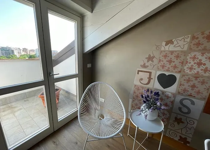 Charming Penthouse In *