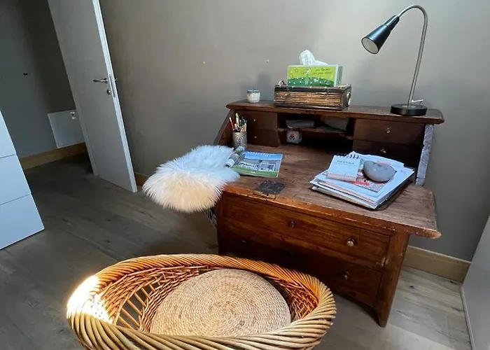 Charming Penthouse In דירה *