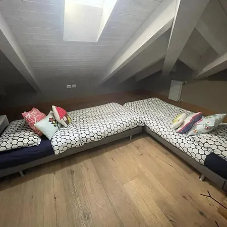 Charming Penthouse In شقة تورينو