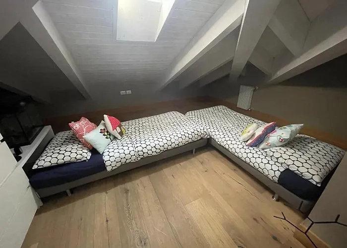 Charming Penthouse In アパート トリノ
